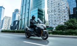 Yamaha Zlín TMAX TECH MAX