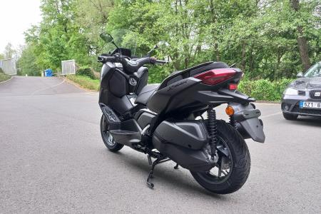 Yamaha Zlín XMAX 300 Tech Max