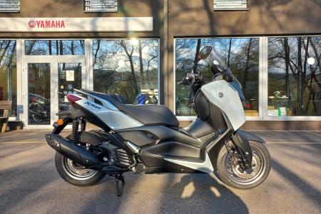 Yamaha Zlín XMAX 125 Tech Max