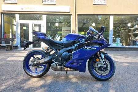Yamaha Zlín YZF-R9