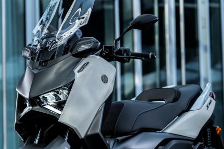Yamaha Zlín XMAX 125 TECH MAX+