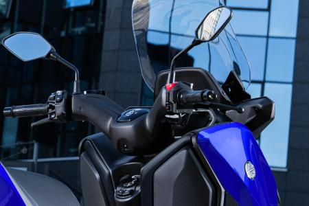 Yamaha Zlín XMAX 300