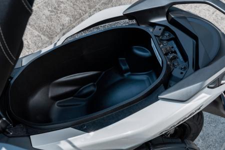 Yamaha Zlín NMAX 125 Tech Max