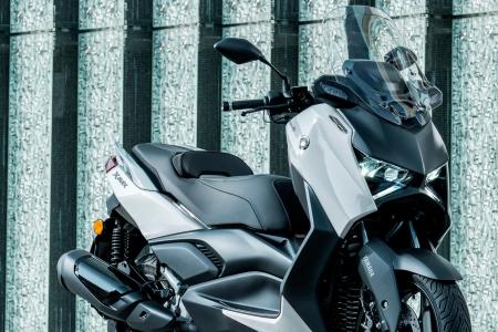 Yamaha Zlín XMAX 300 TECH MAX+