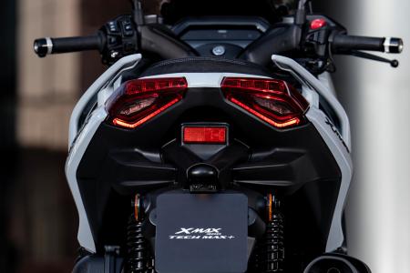 Yamaha Zlín XMAX 300 TECH MAX+