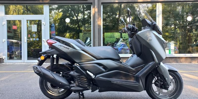 Yamaha Zlín XMAX 125